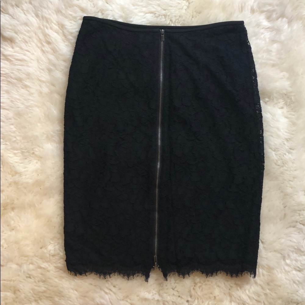 DVF Black Lace zip up pencil skirt Size 4
